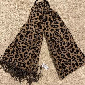Banana Republic Cheetah Print Scarf